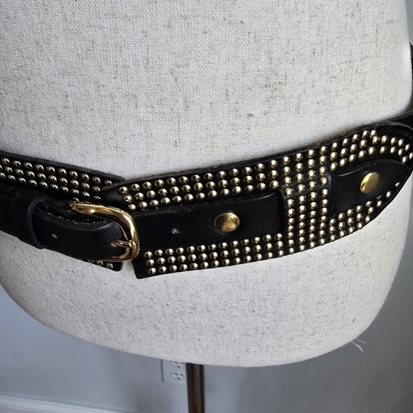 Linea Pelle Collection, Black Leather Gold Studded Statement Belt Size Medium - Picture 9 of 12
